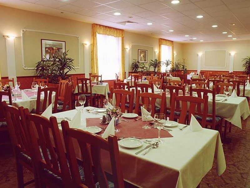 Hotel Ventura Budapest Nhà hàng bức ảnh